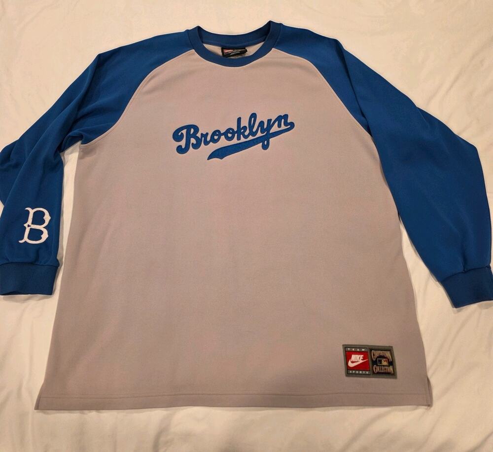 Nike Team Sport Brooklyn Dodgers Cooperstown Collection Pee Wee Reese Sweatshirt